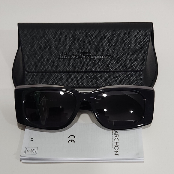 Ferragamo Black Rectangular Sunglasses - Picture 6 of 11